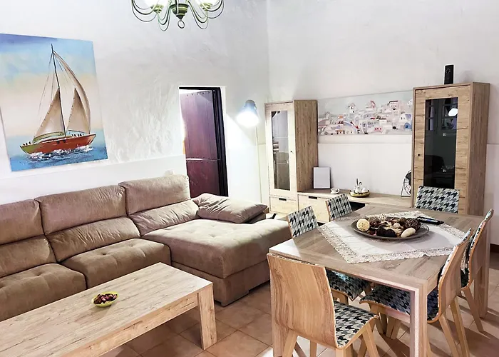 Casa Rural Estilo Canario * San Bartolomé